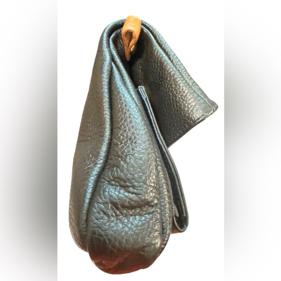 Valentina | Convertible Calfskin Crossbody Clutch Bag - Picture 7 of 11